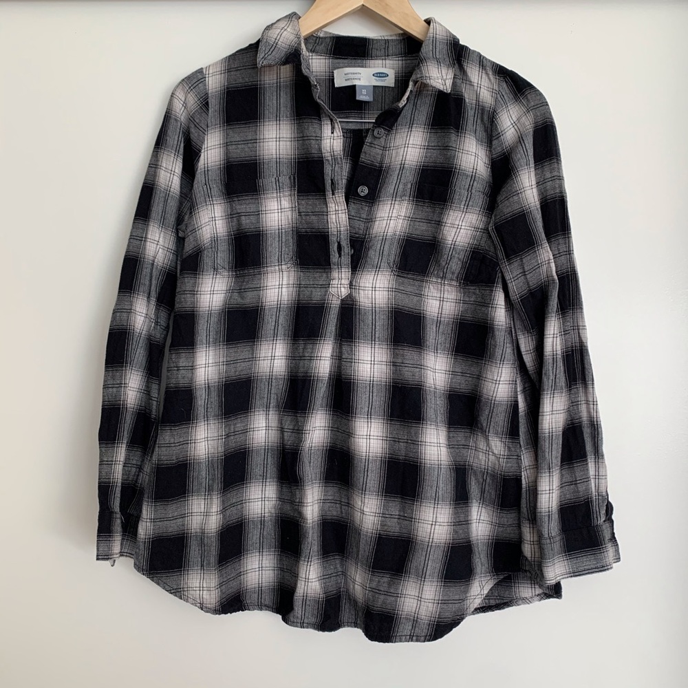 Old Navy Maternity Plaid Shirt